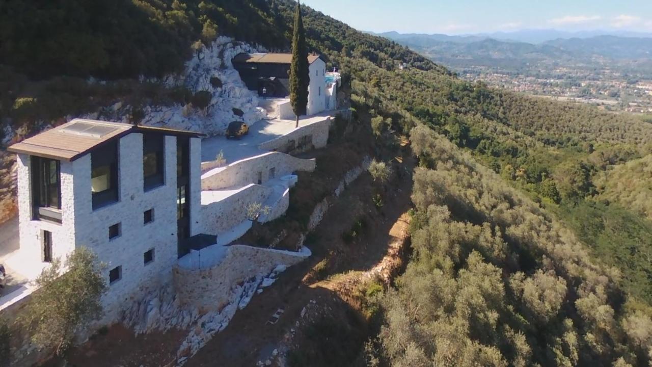 Villetta Farfallina "The Unique Property In The World With An Openable Roof" Lucca Exteriér fotografie
